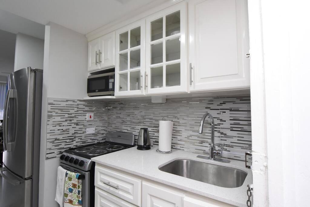 Edge La Vie Apartment